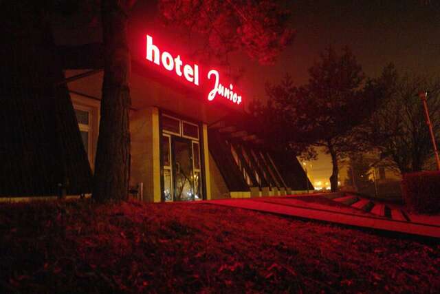 Отель Hotel Junior Замосць-8